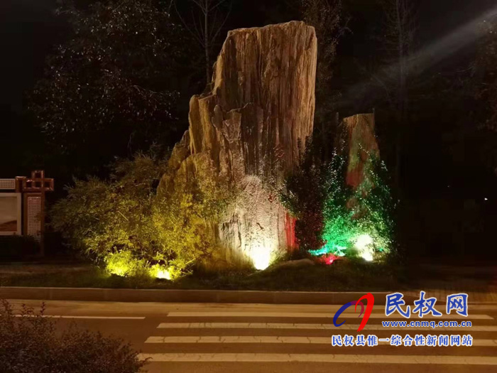 县城市管理局：加强城市亮化，喜迎70周年大庆