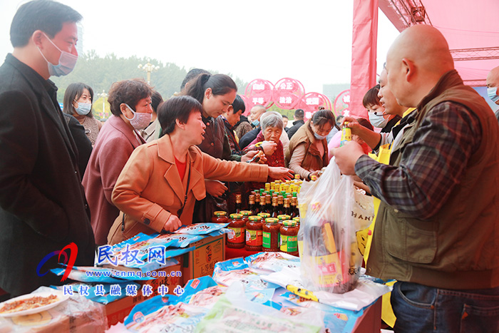 商丘市结对帮扶民权消费扶贫展销会暨现场签约仪式活动在我县举行