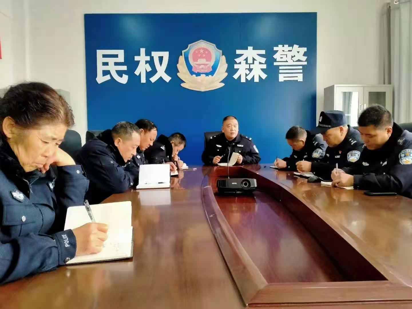 县森林公安三举措着力打造执法队伍新形象