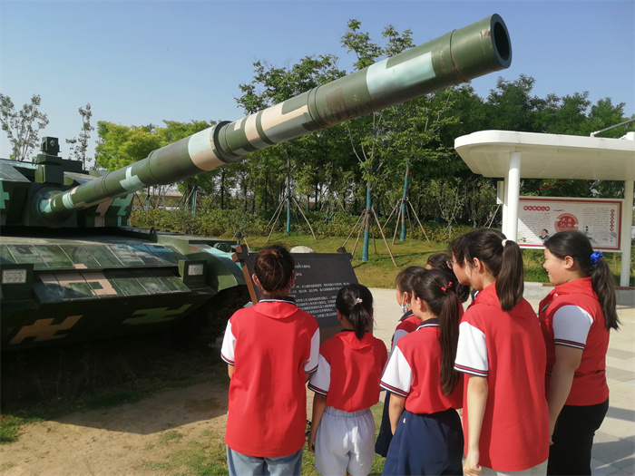 追寻历史记忆  传承红色基因 ——民权县第三小学八一公园红色足迹寻访记