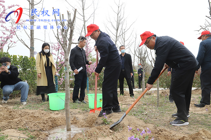 同植媒体林 共迎故道春——民权黄河故道植树和采风活动举行