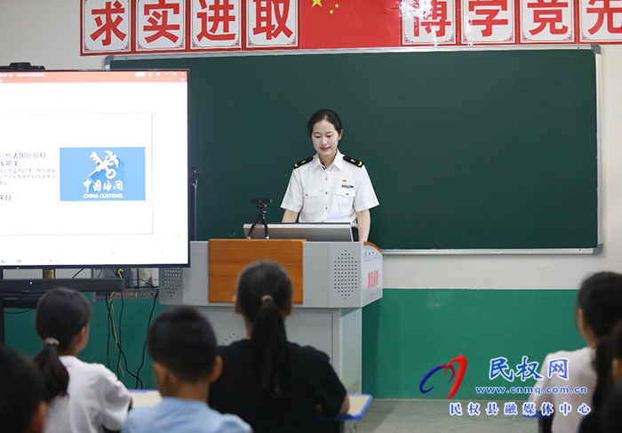 海关国门生物安全科普课堂走进花园乡