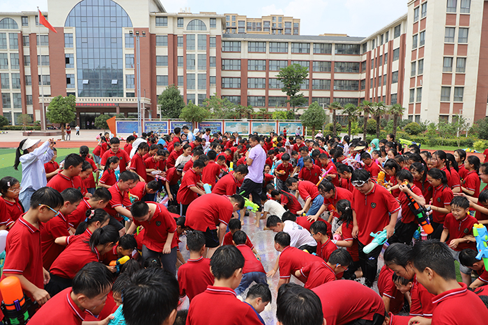 “悠悠艾香溢佳节 绵绵粽情润端午”——民权求实学校端午节主题教育活动