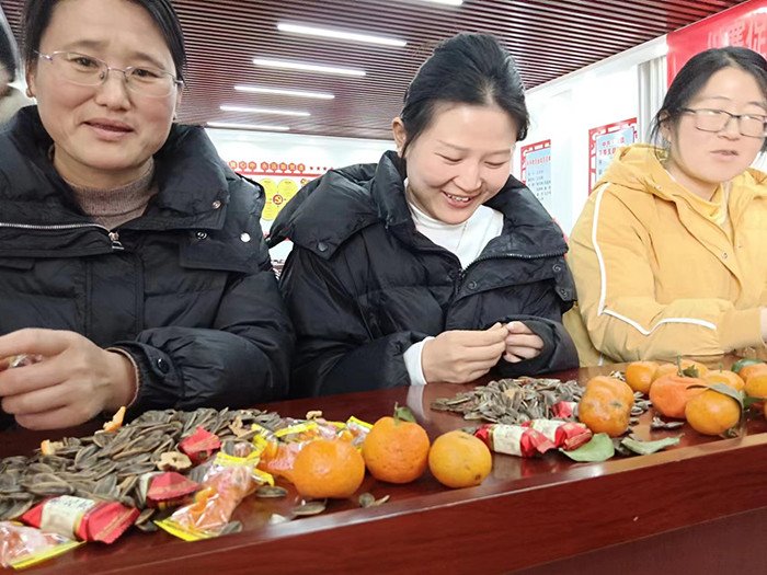 民权县人和镇高集学校 --庆祝第114个国际劳动妇女节