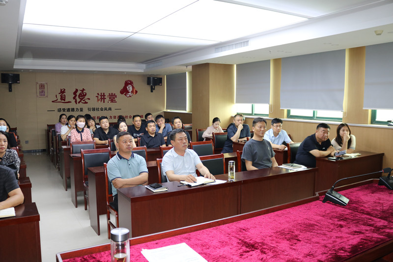 民权县人社局召开党纪学习教育警示教育会