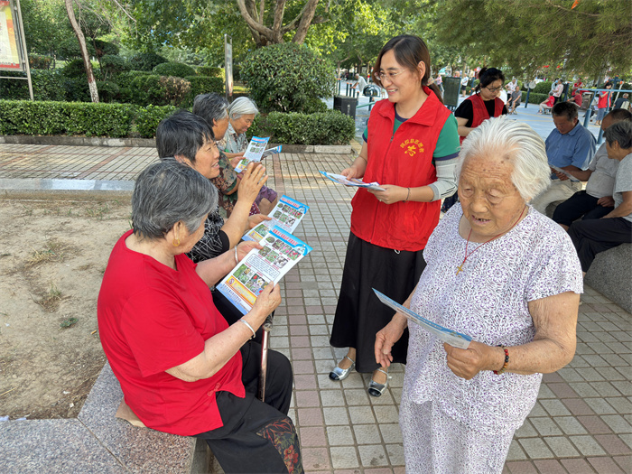 县委党校开展第37个国际禁毒日文明实践活动