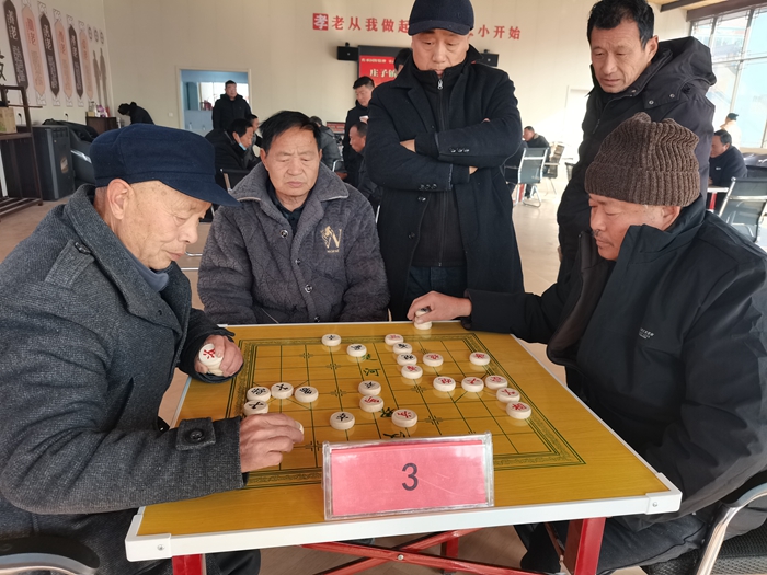 庄子镇第一届象棋联赛火热开赛